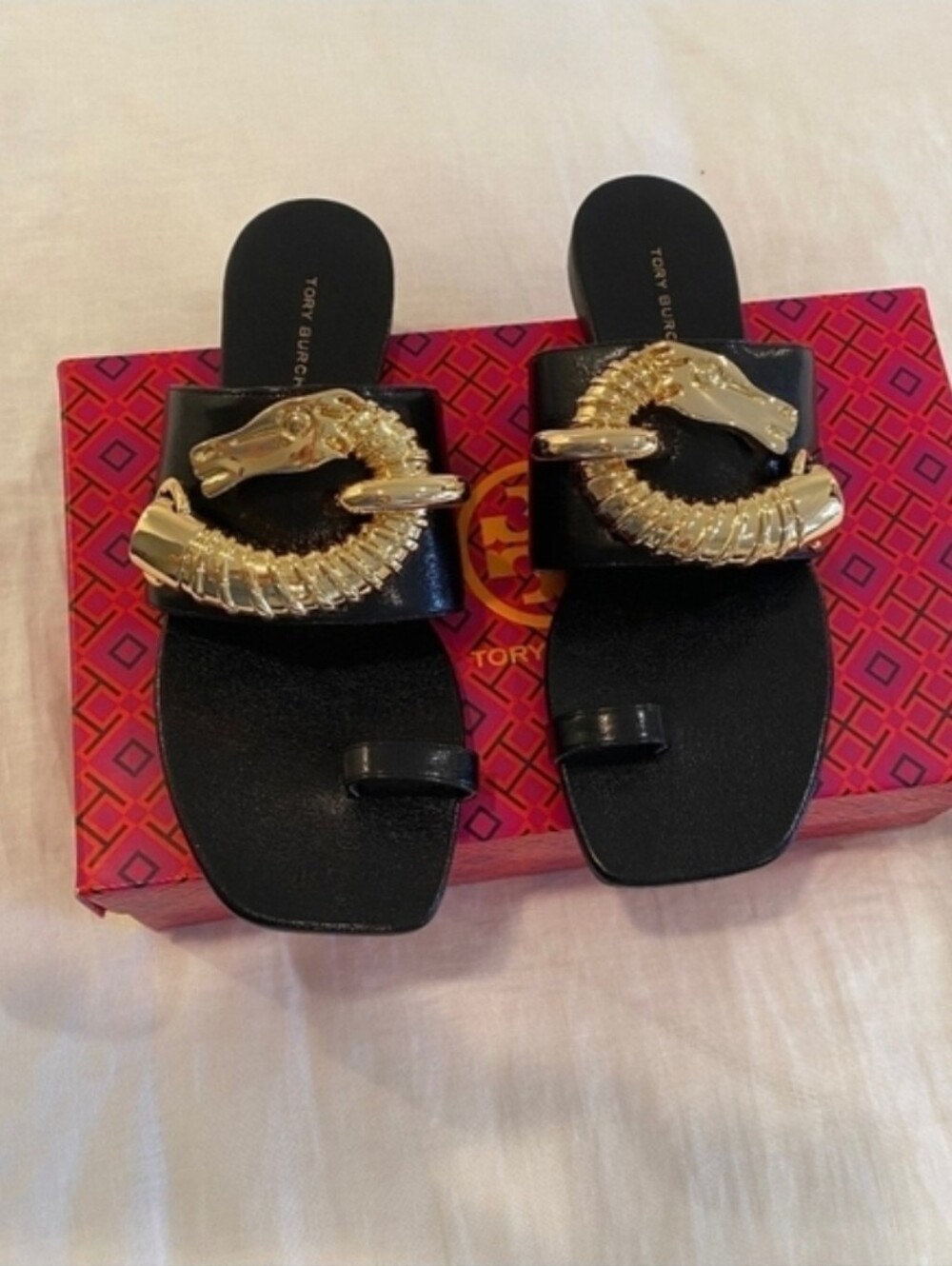 Tory Burch Black Jessa toe ring  Leather Slide Sandals with Gold Chain Hardware